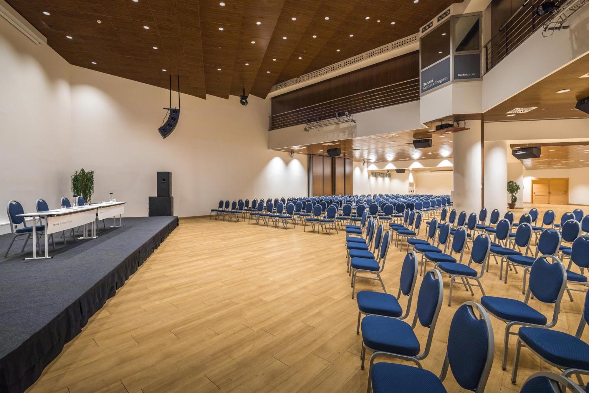 Hotel Barcelo Granada Congress Esterno foto The main conference hall